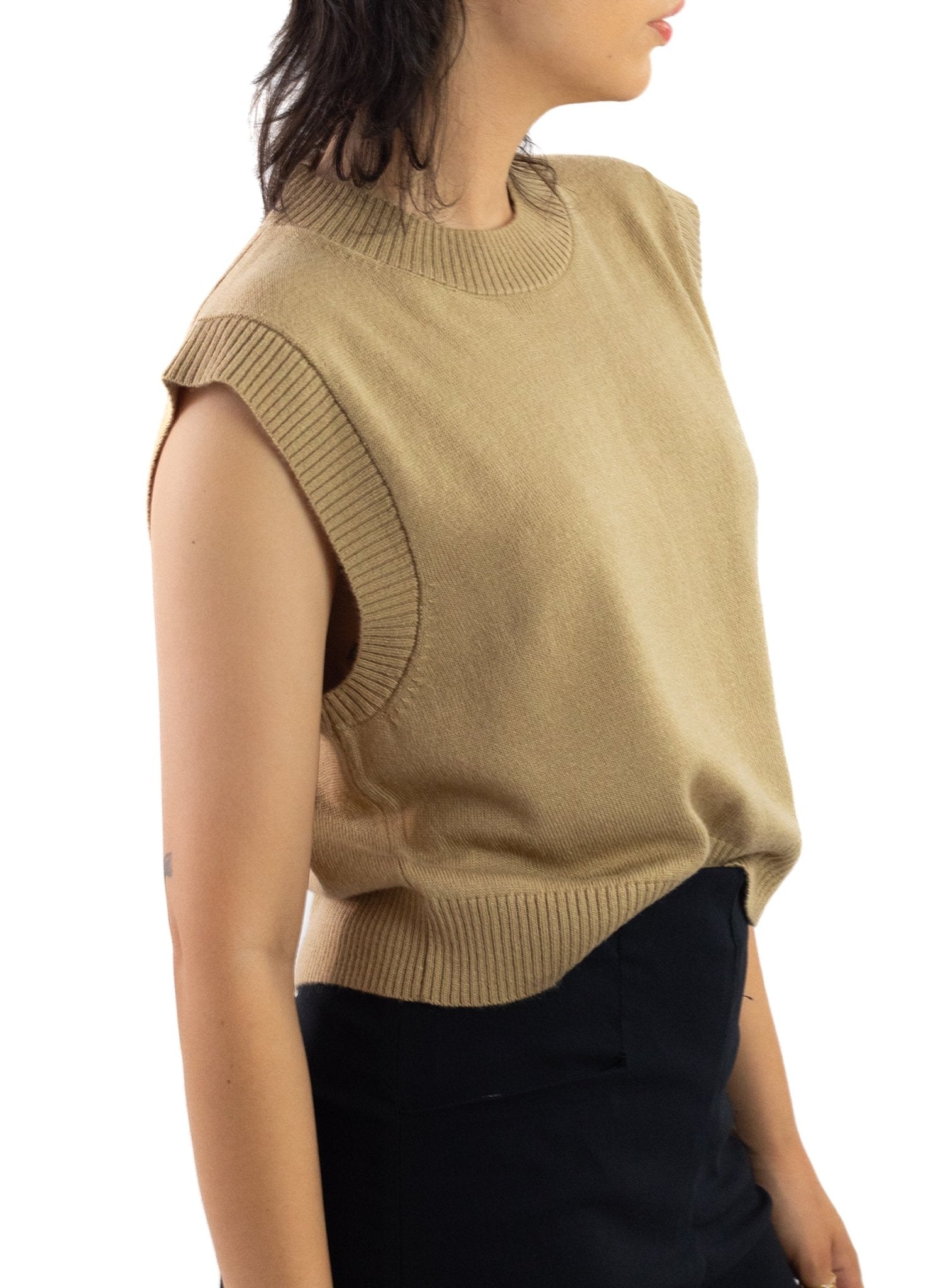 Cropped Sweater Vest - Black - Meg