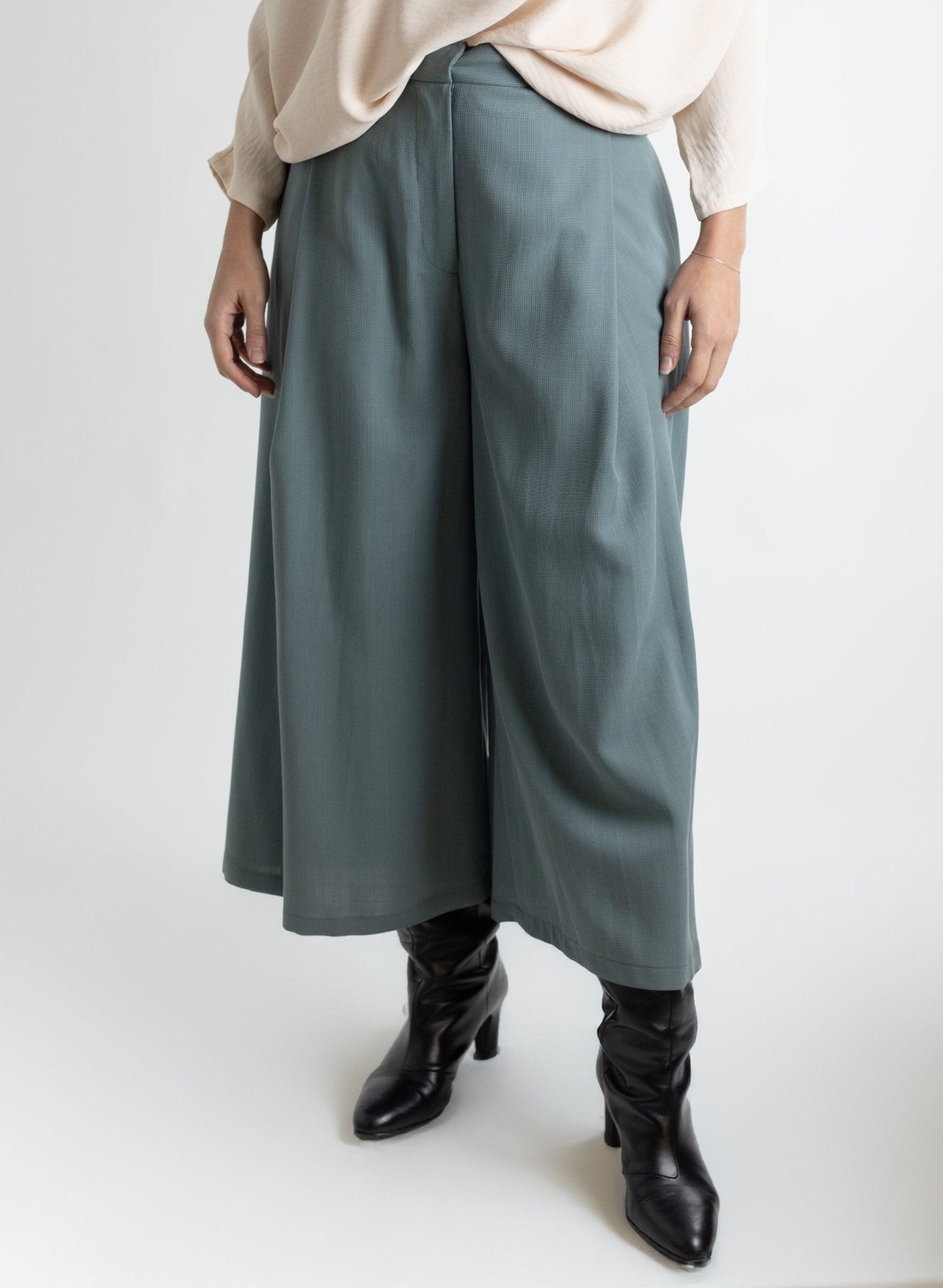 Izy Culotte - Slate - Meg - Made in Canada