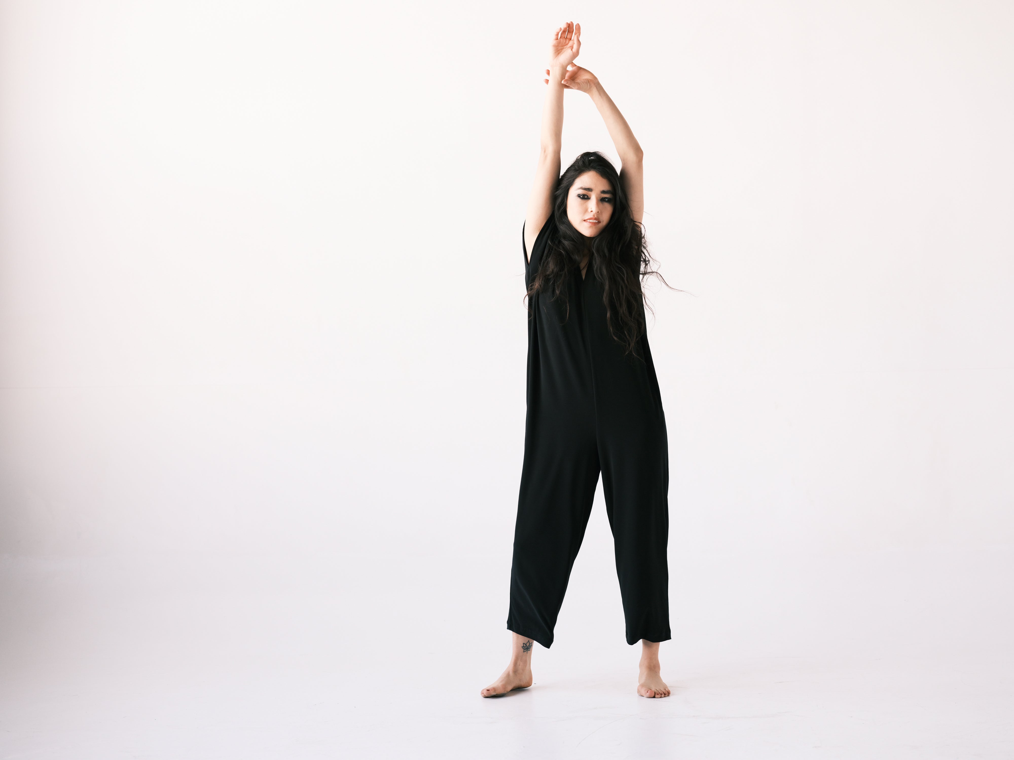 Meg Movement Triangle Jump - Black - Meg