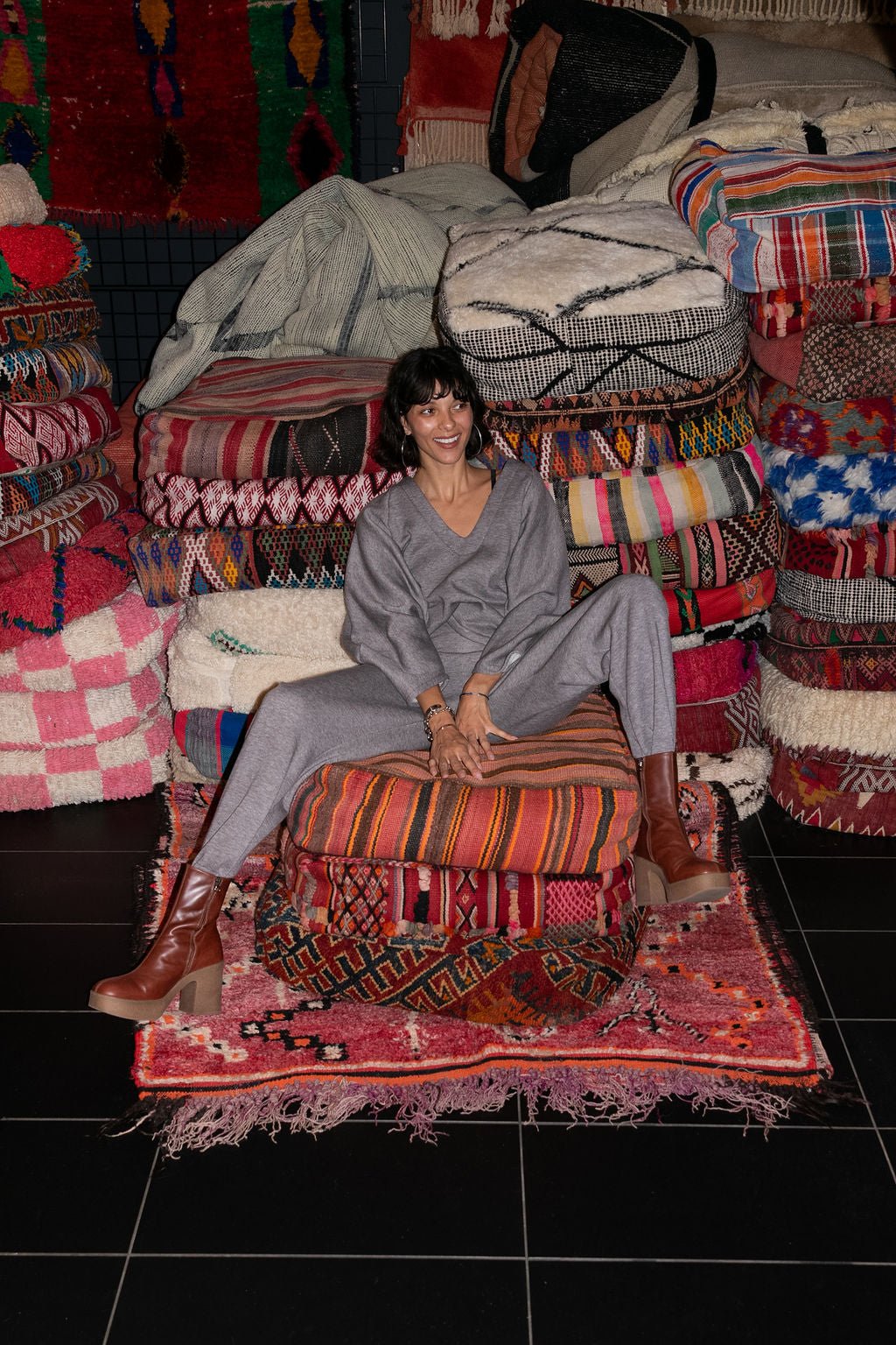 Old City Sweatshirt - Taupe (Pre - Order) - Meg