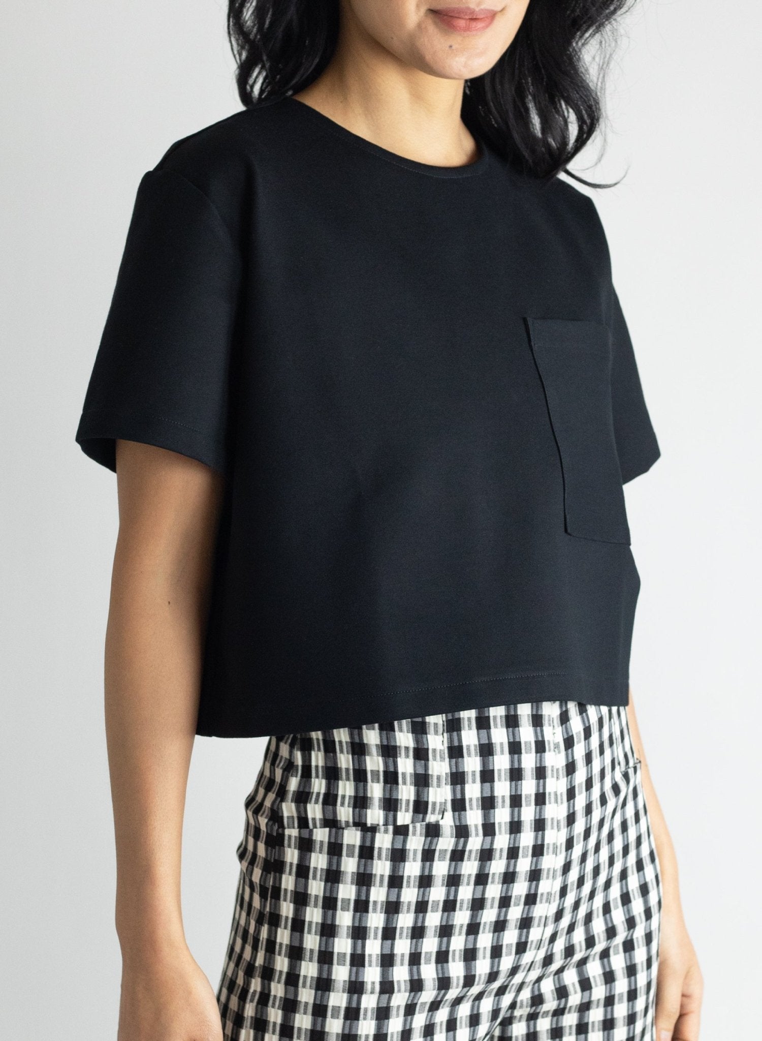 Ponte Tee - Black - Meg