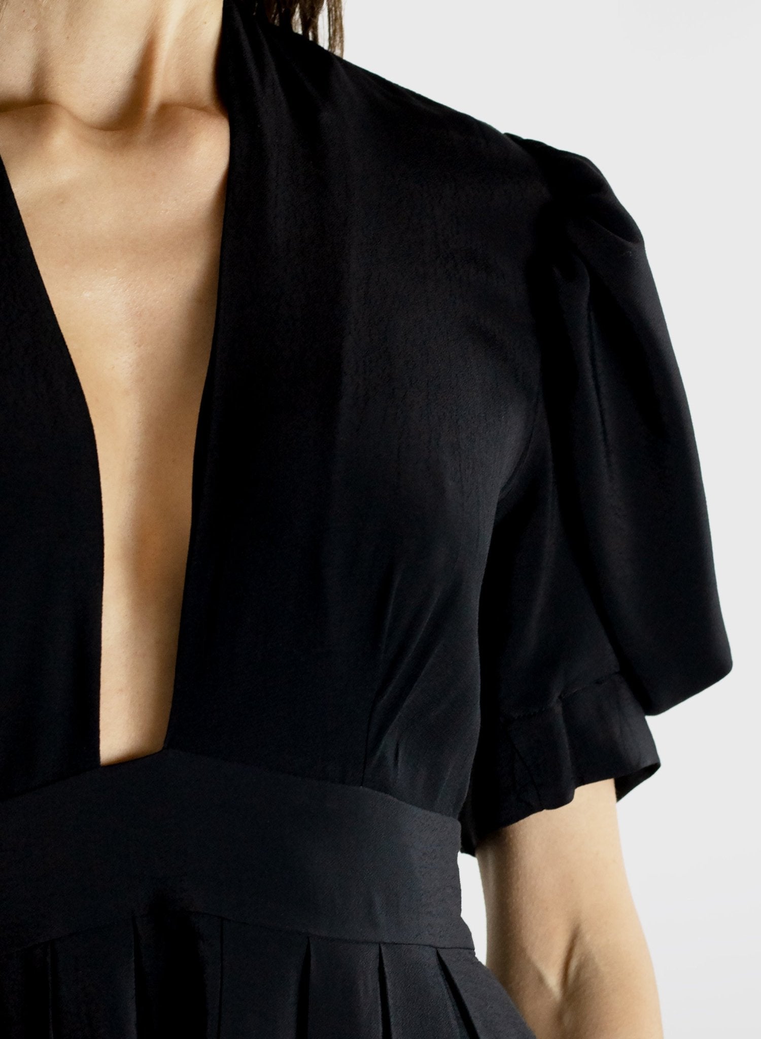Pretty Gown - Black - Meg