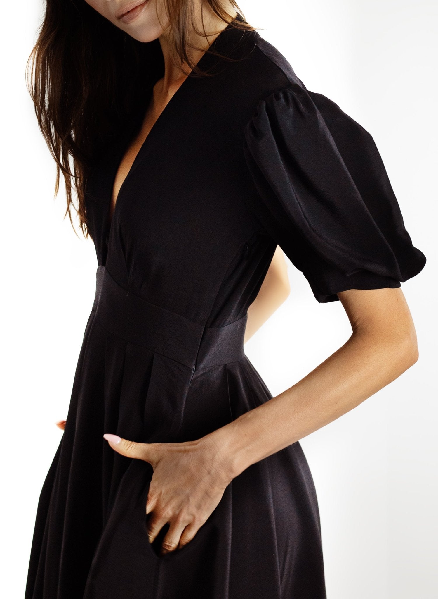 Pretty Gown - Black - Meg