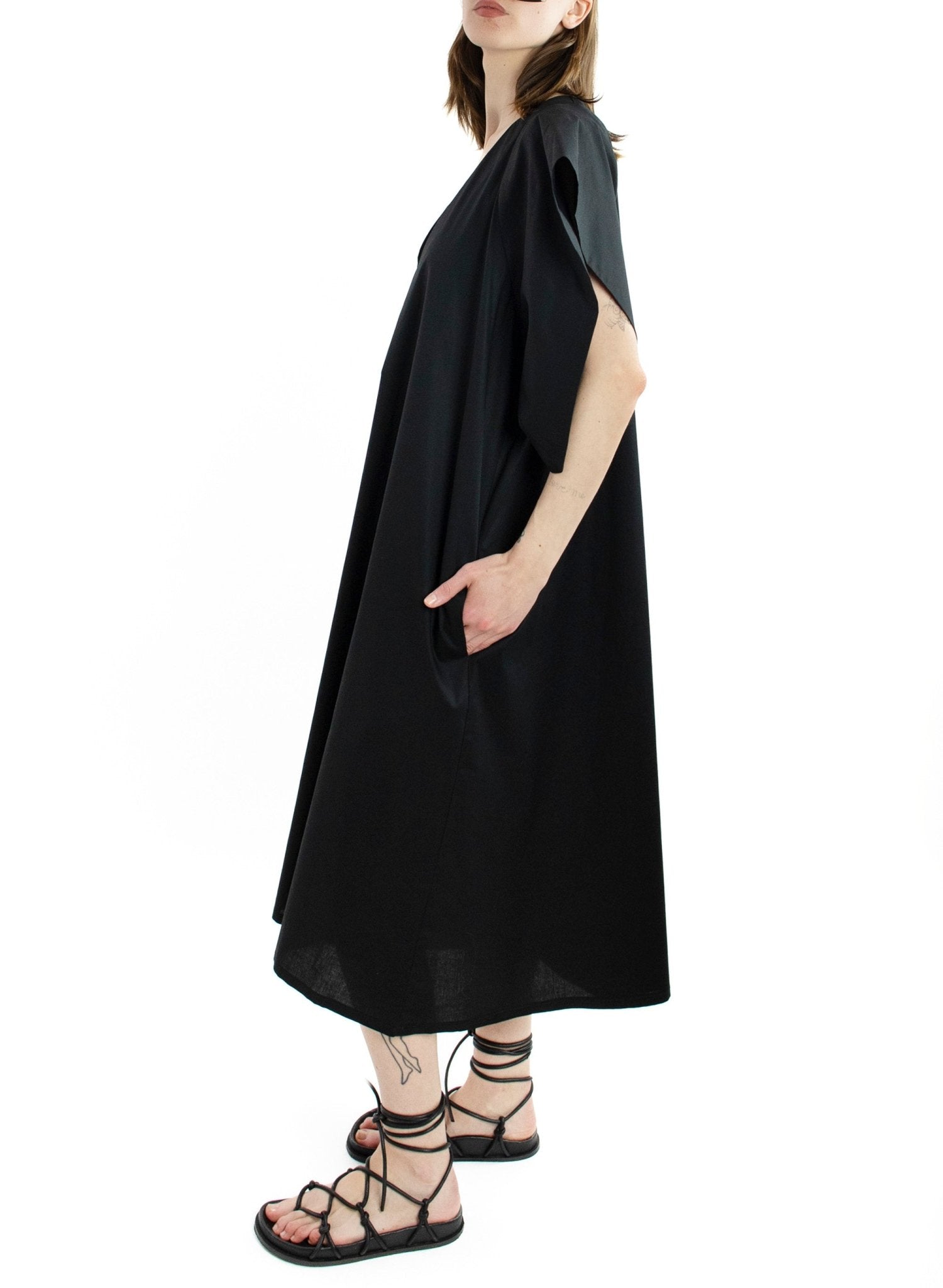 Secret Dress - Black - Meg