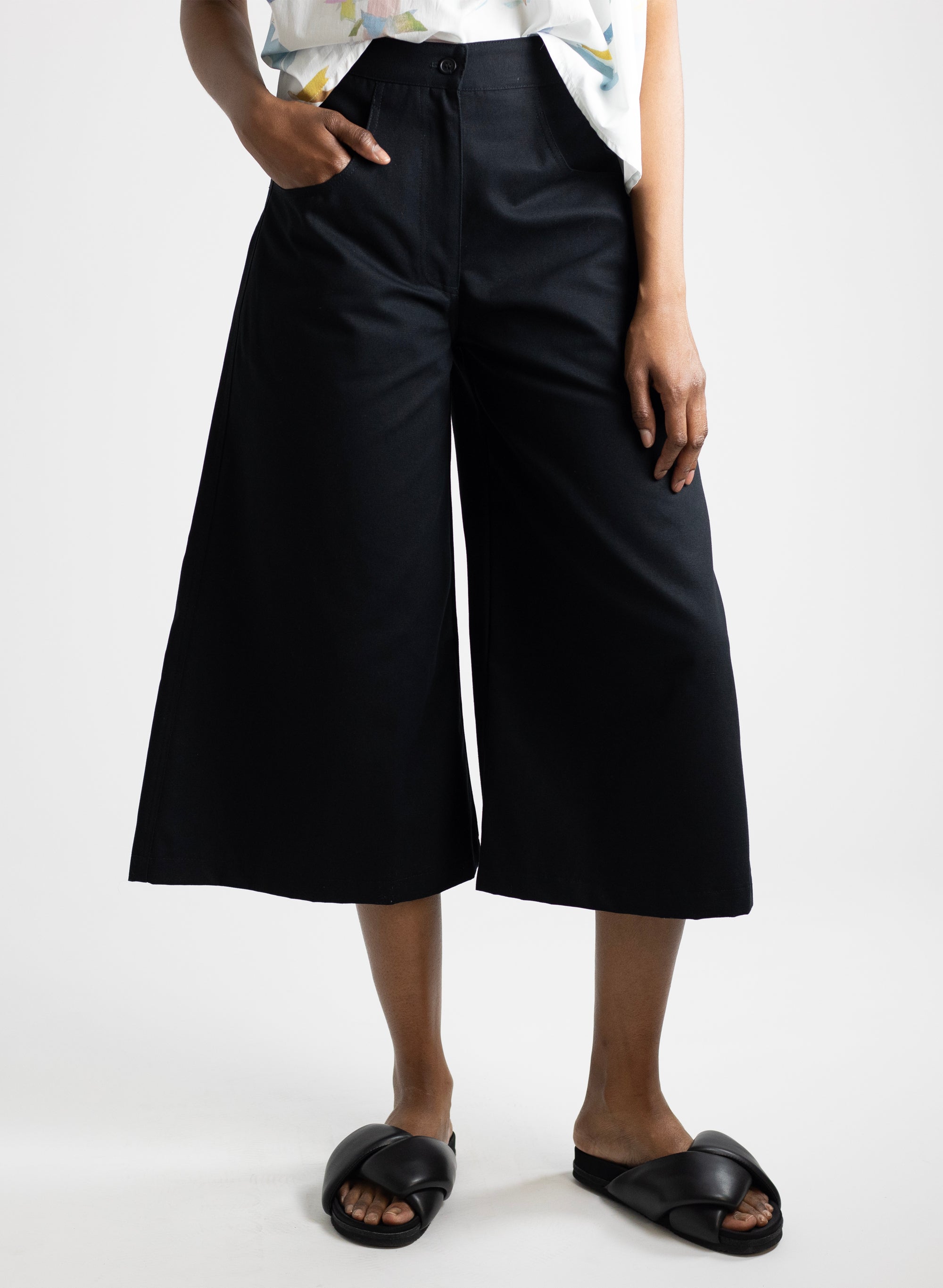 Studio Culotte - Black - Meg Canada