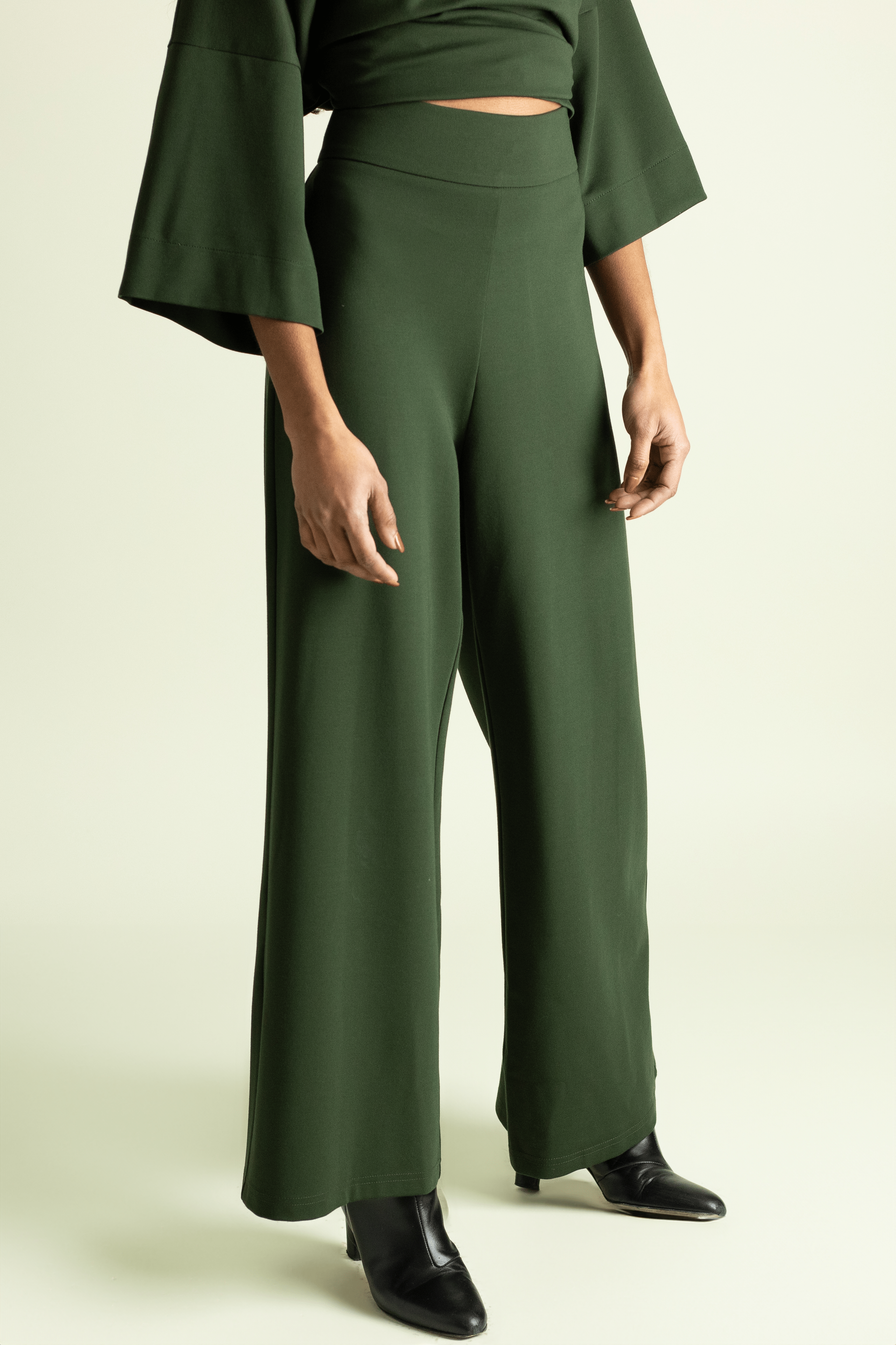 Spring Scorpio Pant - Olive - Meg Canada