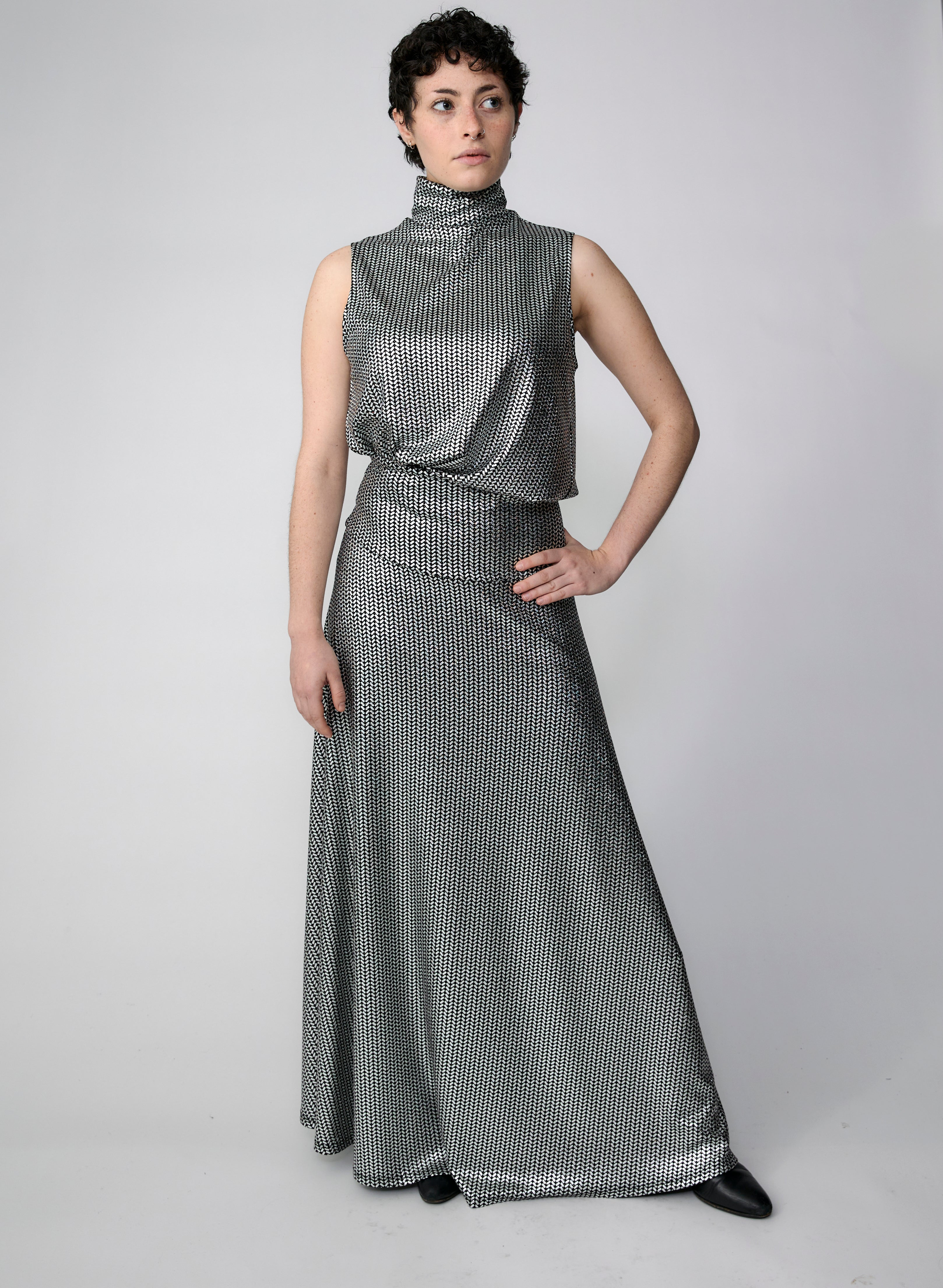 Sleeveless Turtleneck Top - Silver