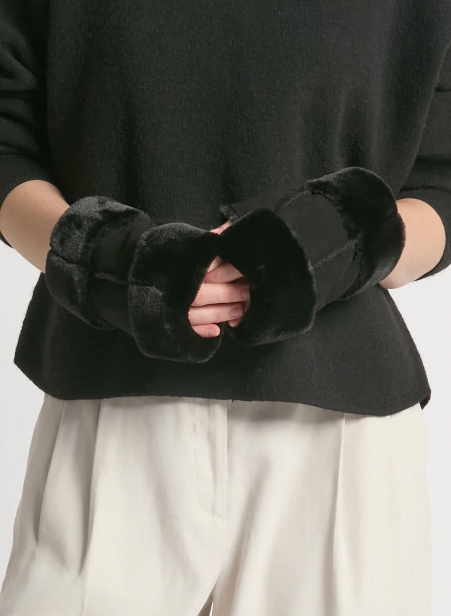 Sheepskin Shearling Fingerless Gloves - Black