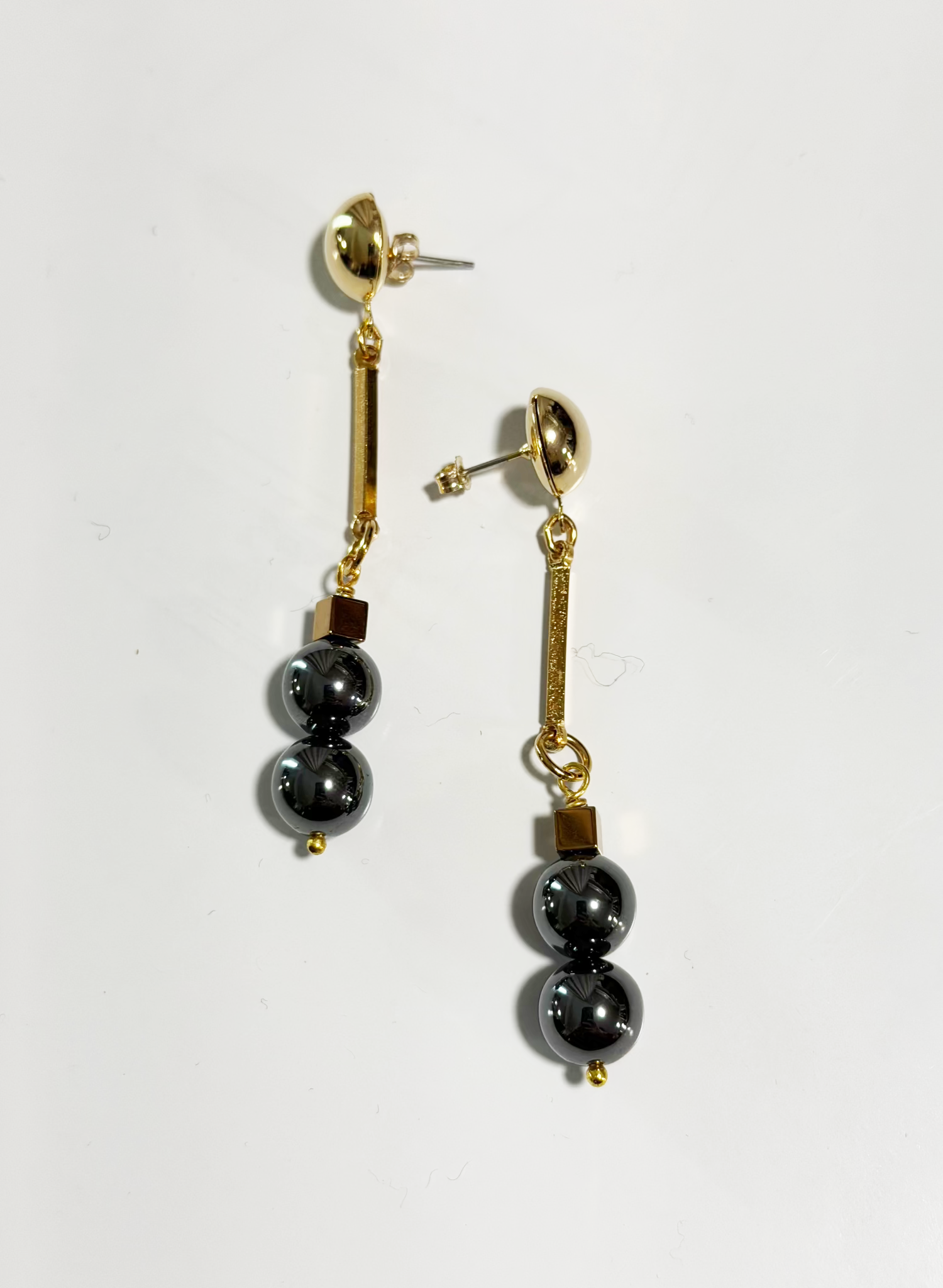 MONOXIDE - Kira Hematite Earrings - XL