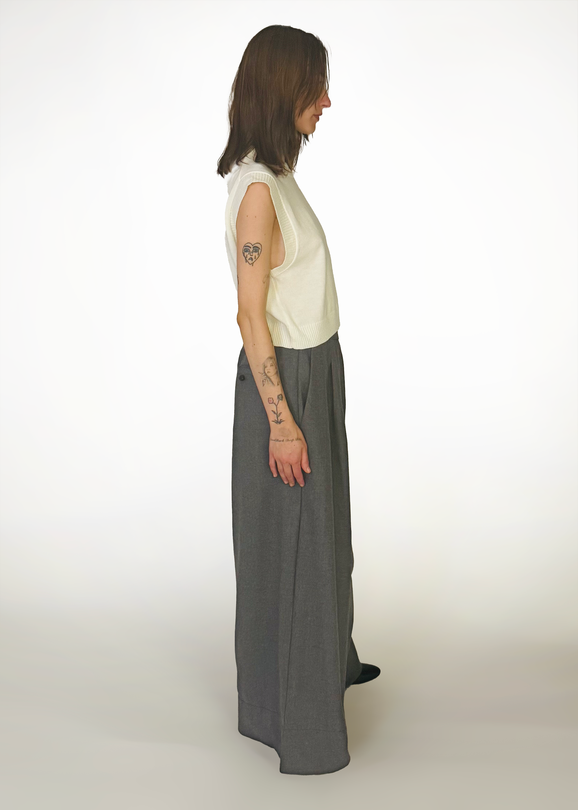 Cropped Sweater Vest - Ivory