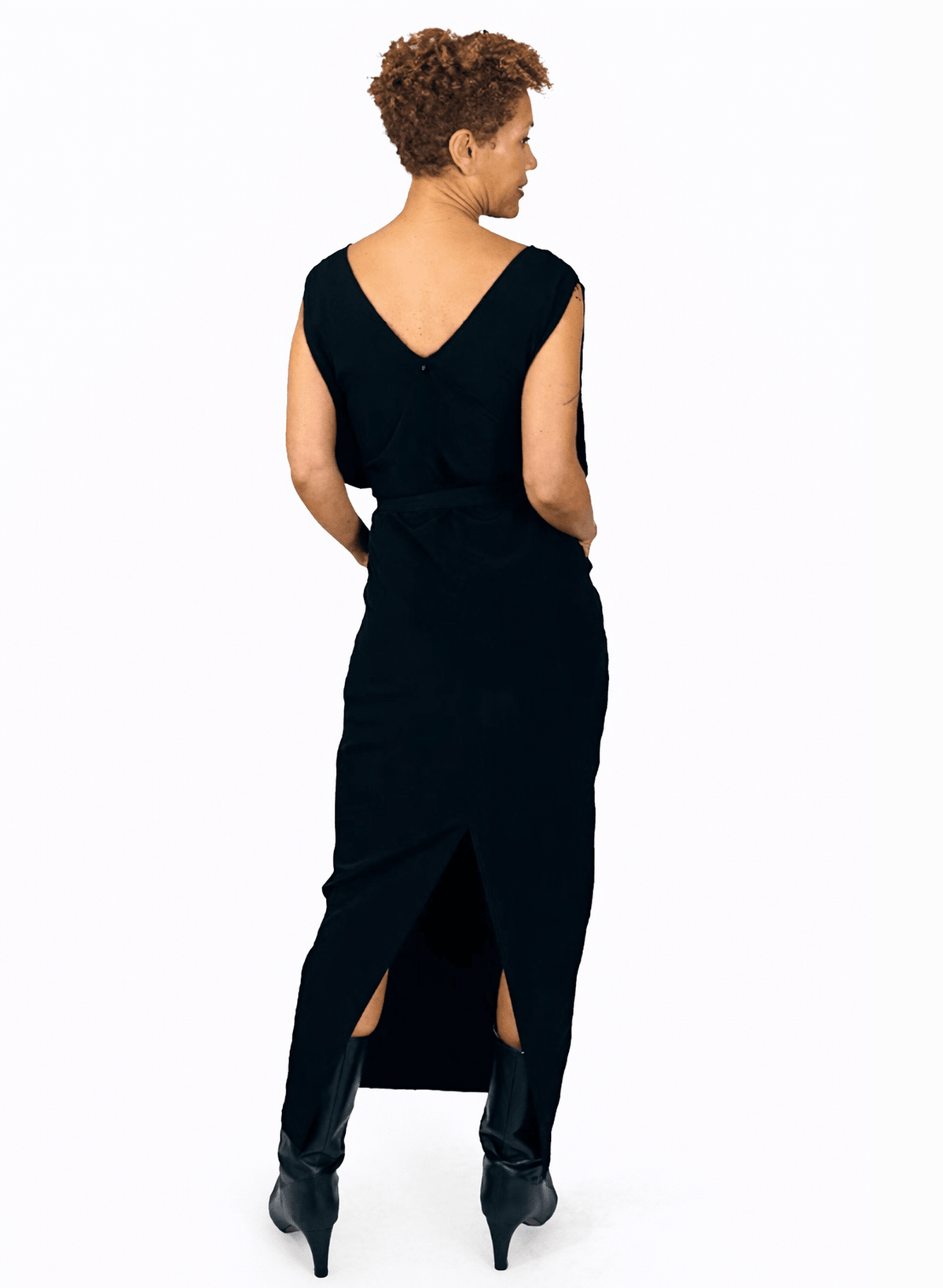 Airflow Gown - Black - Meg