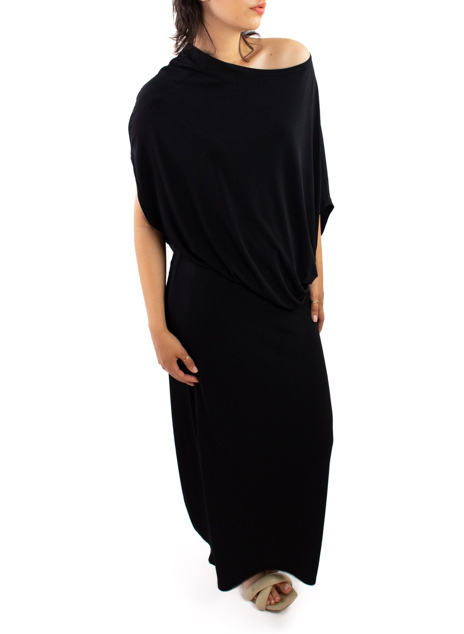 Blu's Gown - Black - Meg