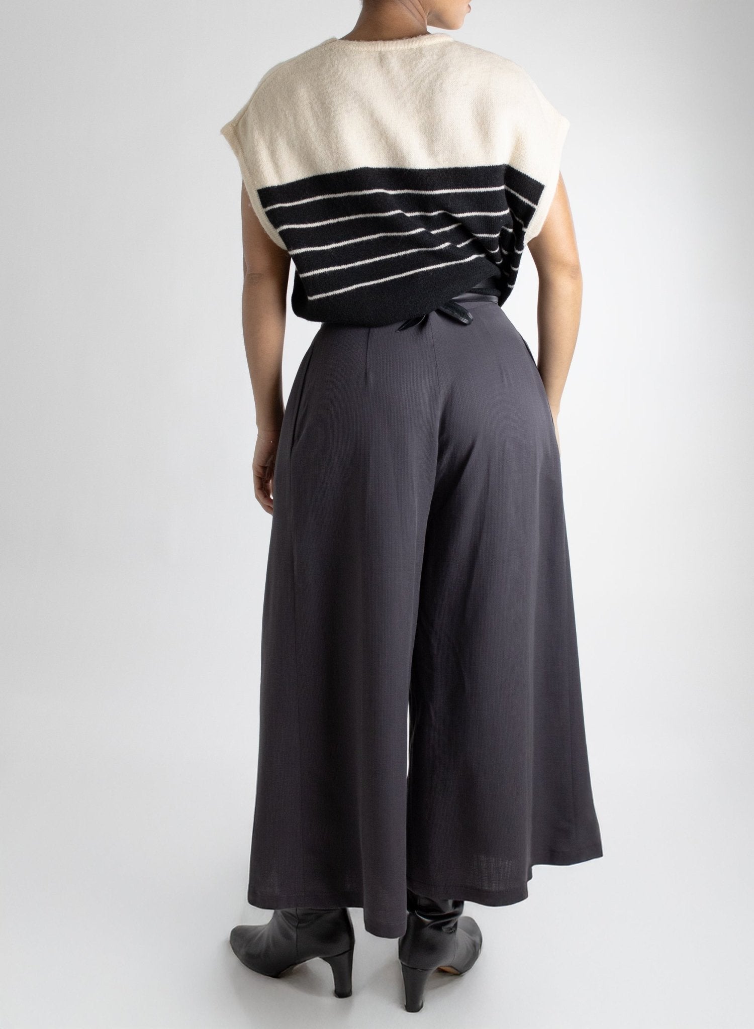 Izy Culotte - Graphite - Meg - Made in Canada