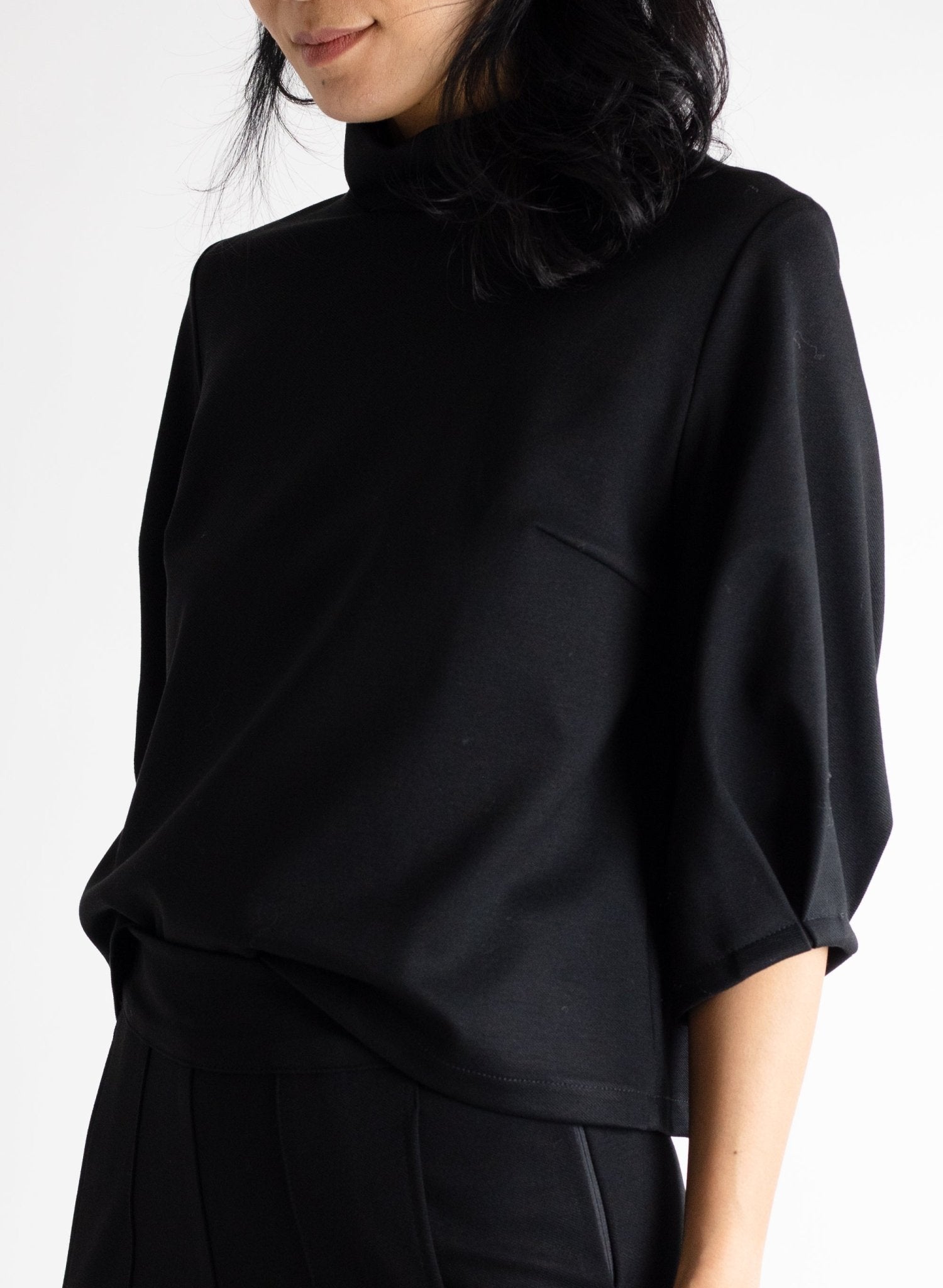 Lunes Top - Black - Meg