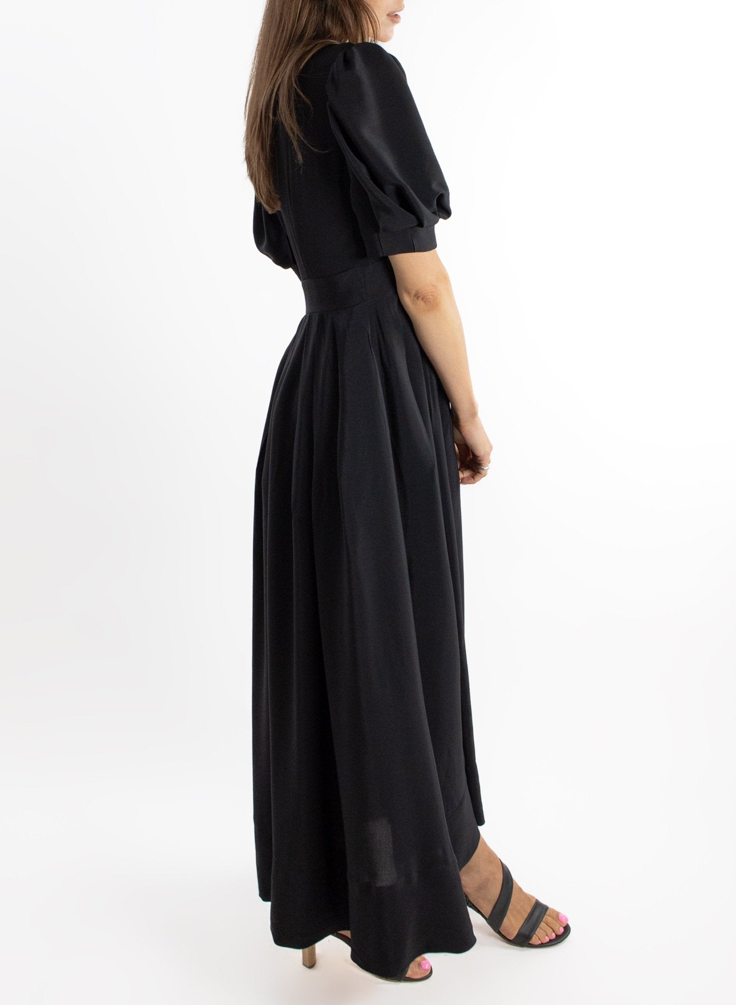 Pretty Gown - Black - Meg