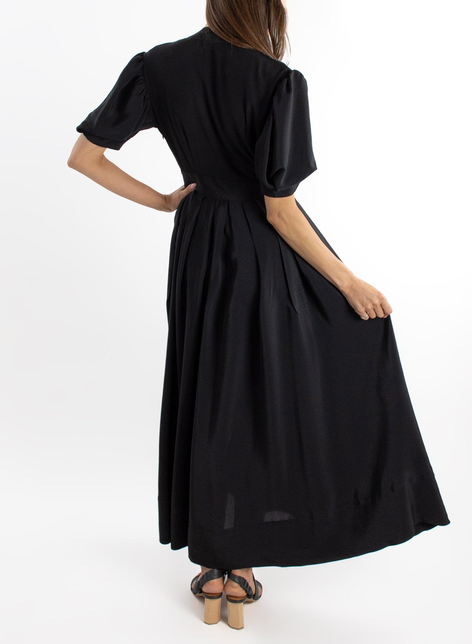 Pretty Gown - Black - Meg