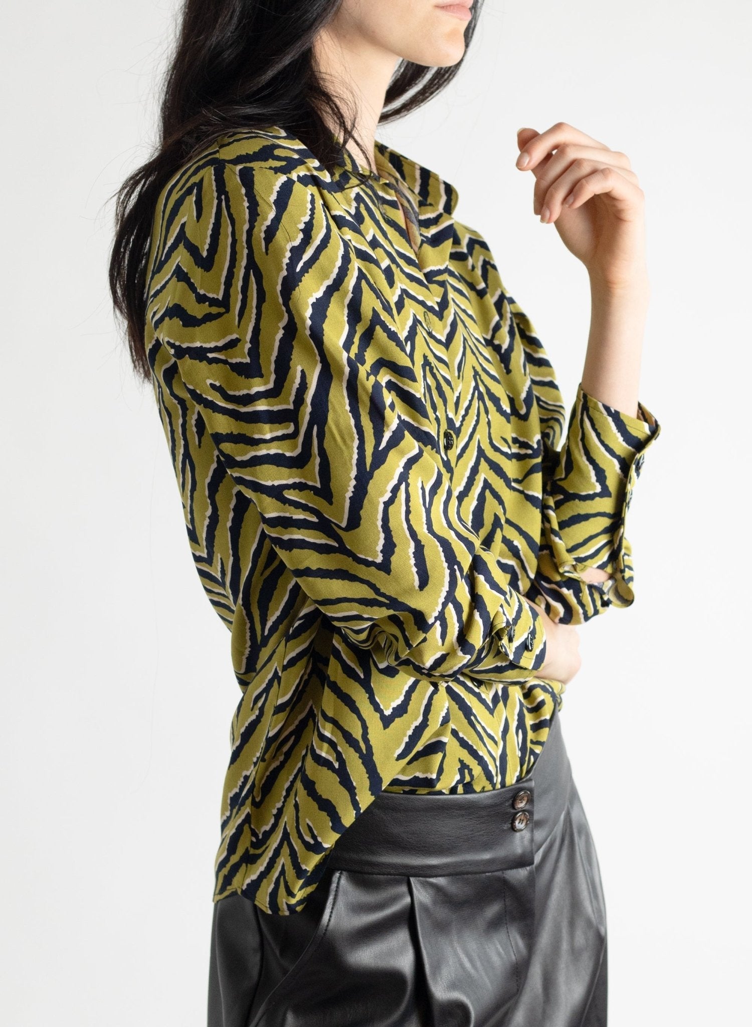 Raya Button Down - Animal Print - Meg