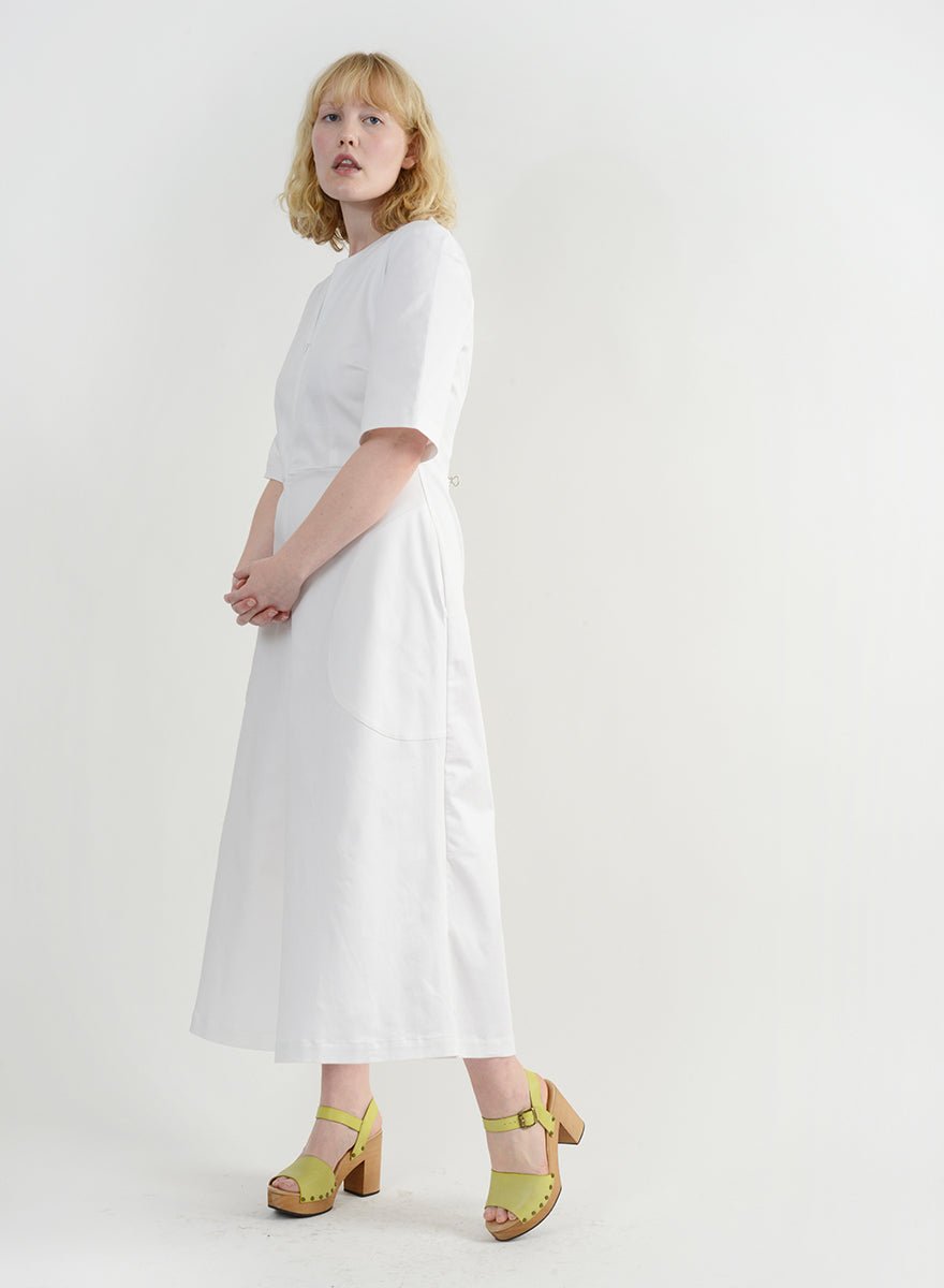 Round Pocket Jump - White - M (RESALE ITEM) - Meg