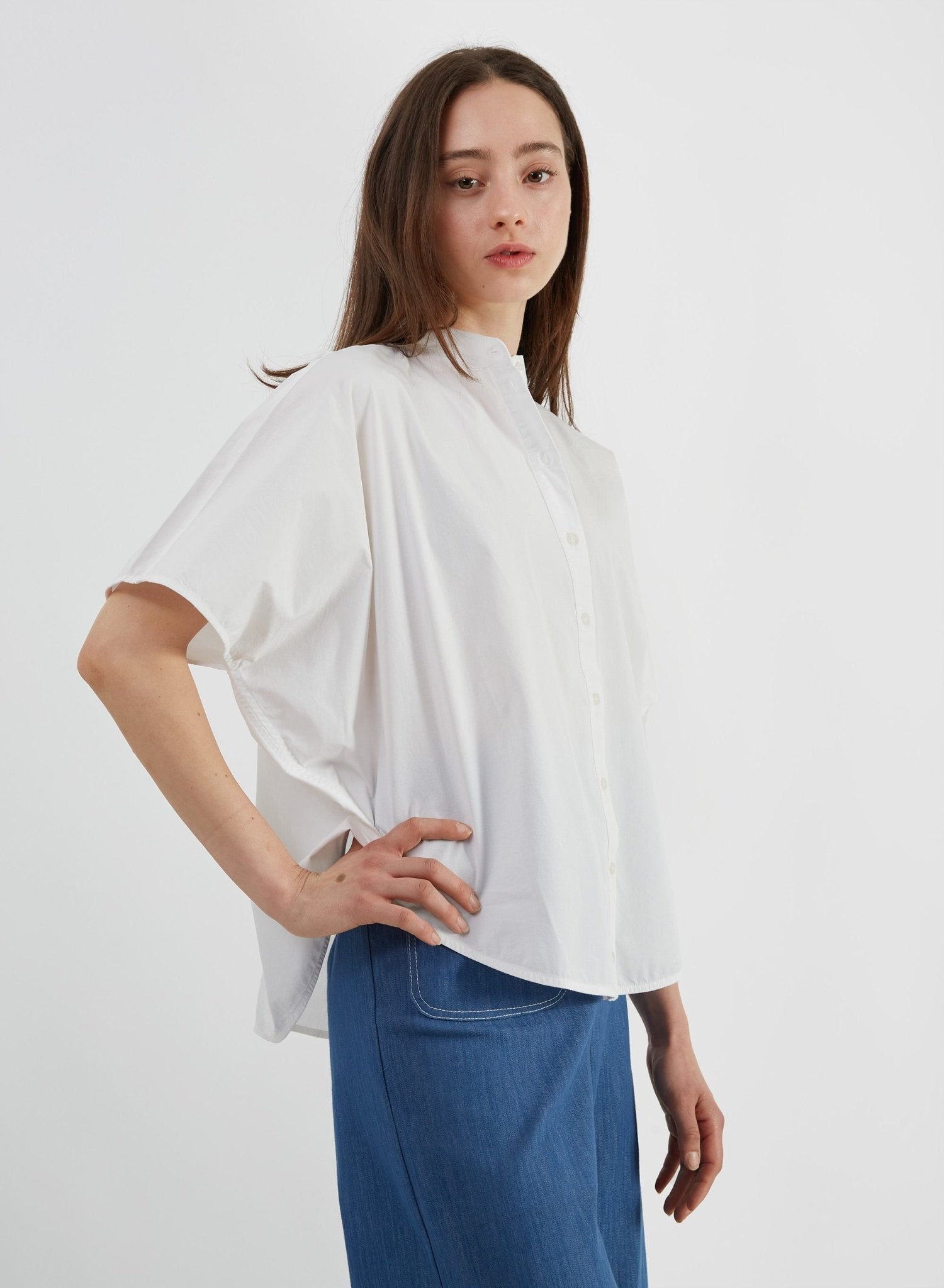 Rounded Hem Shirt - White - Meg