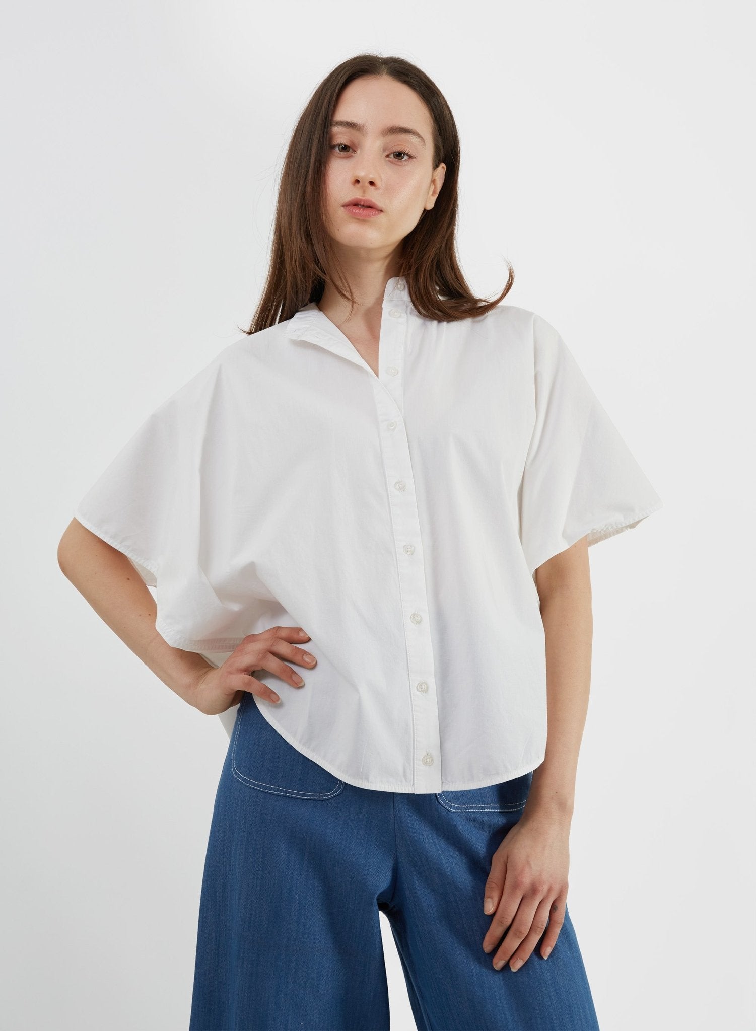 Rounded Hem Shirt - White - Meg