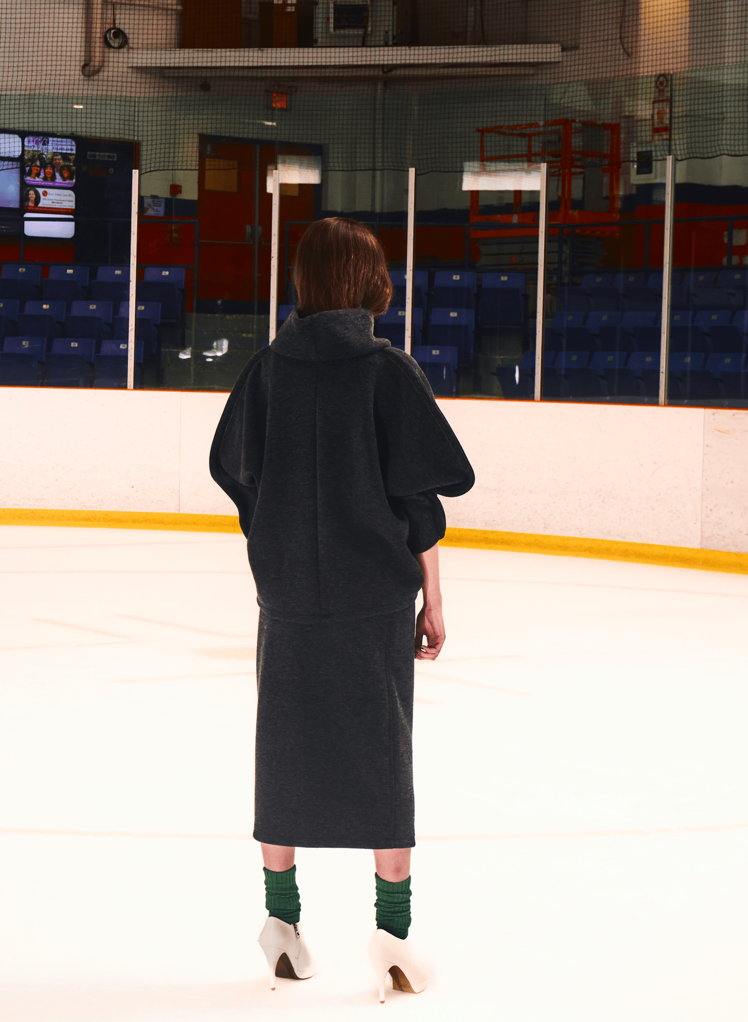 Skating Turtleneck Sweater - Charcoal (PRE-ORDER) - Meg