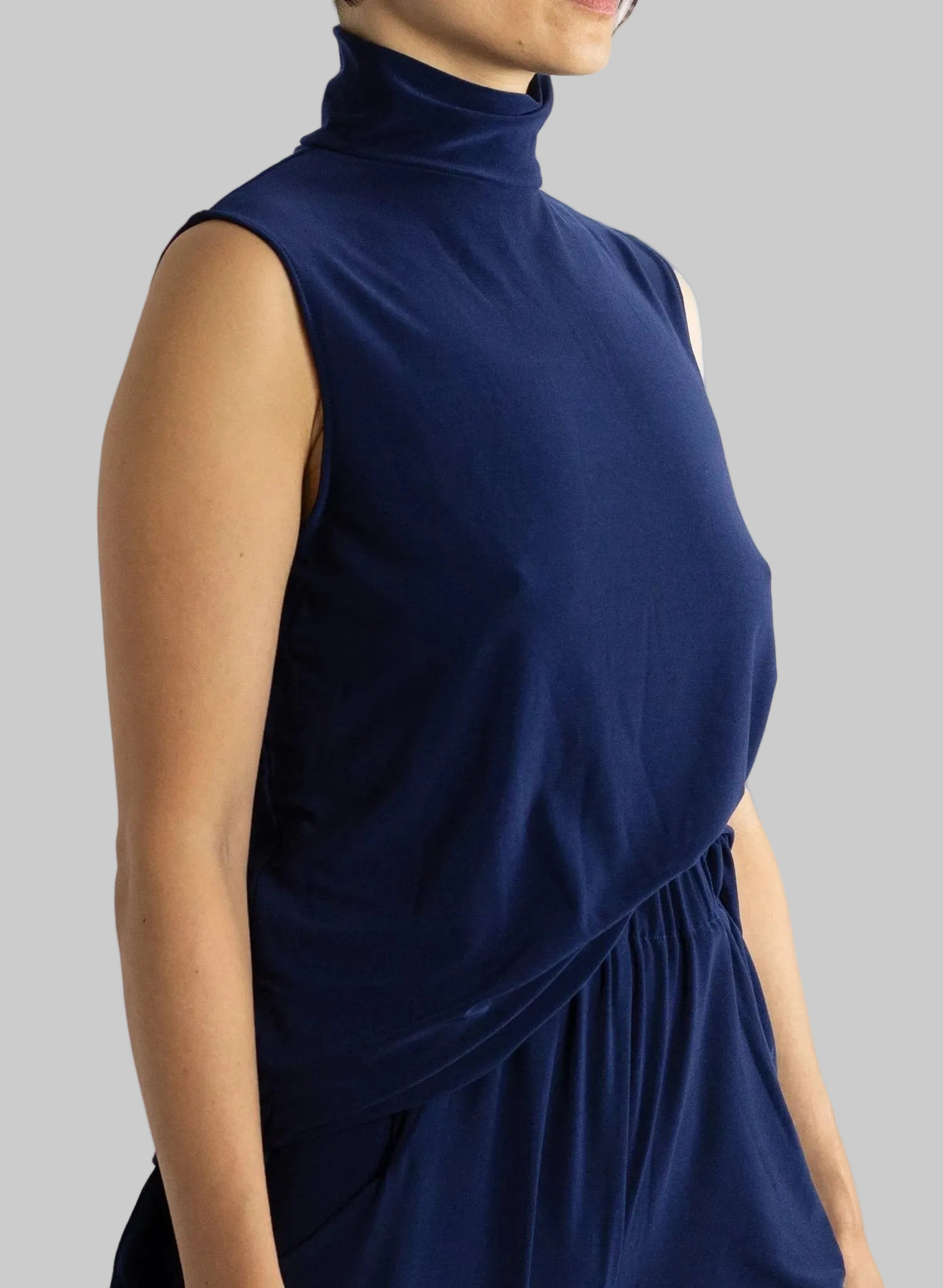 Sleeveless Turtleneck Top - Navy - Meg