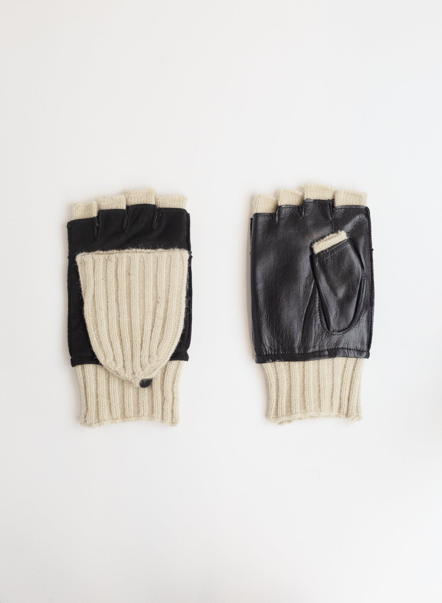Suede and Leather Mittens - Black - Meg