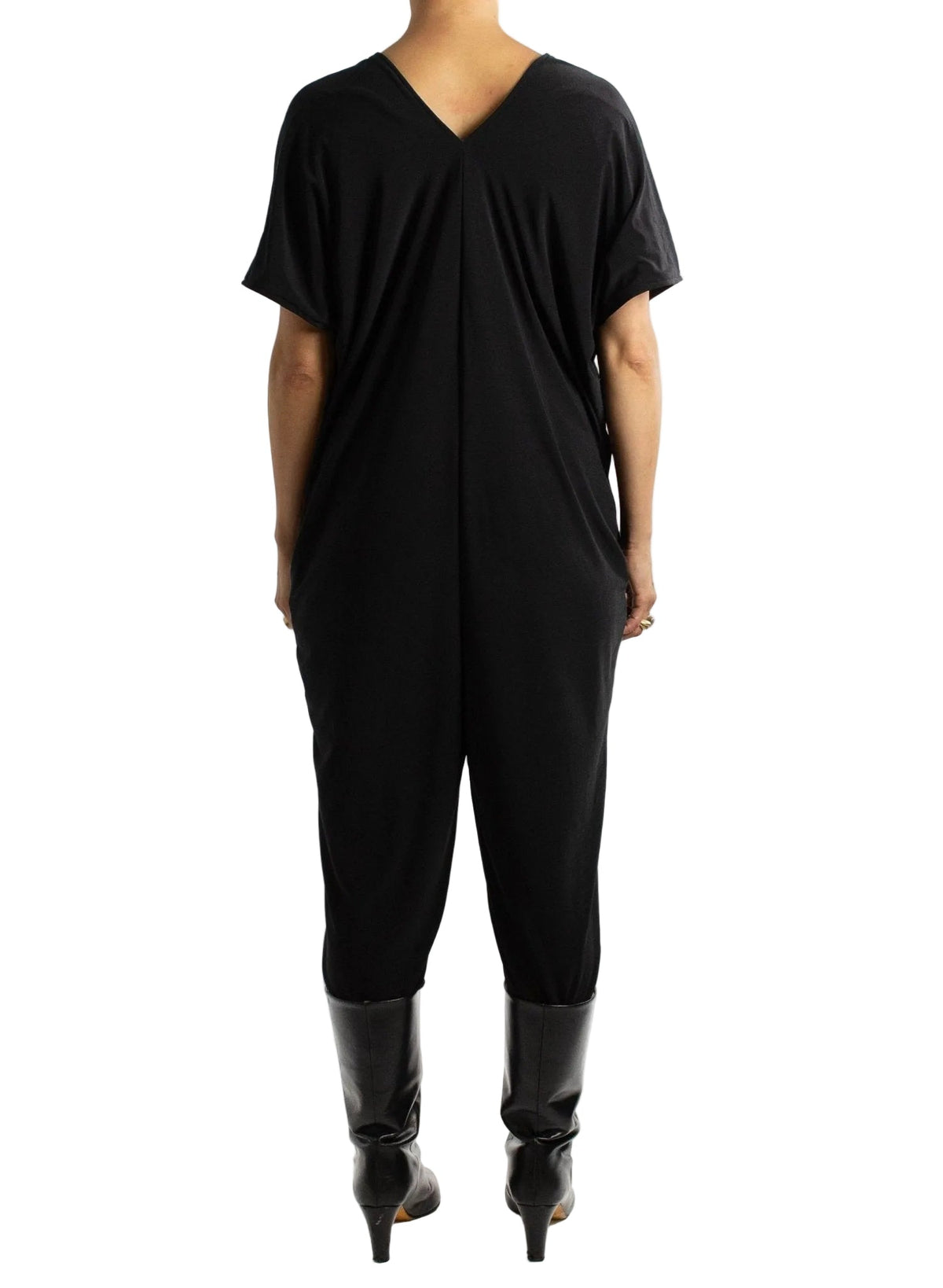 Triangle Jump - Black - Meg