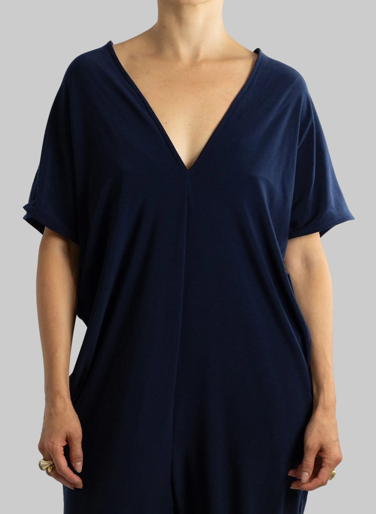 Triangle Jump - Navy - Meg