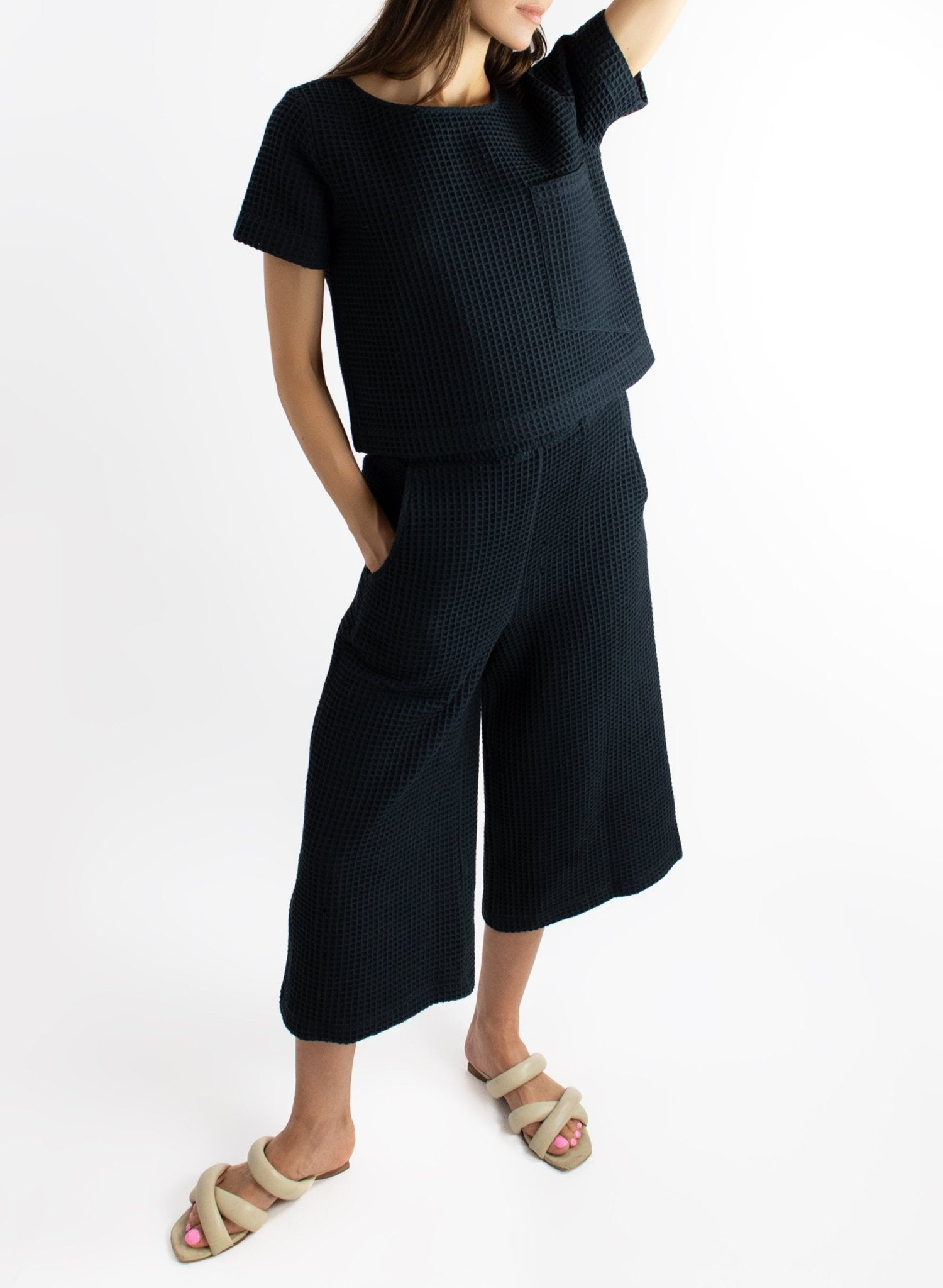 Wide Leg Jogger Pant - Black - Meg